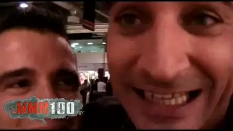Jorge asks Willy a few indiscreet questions