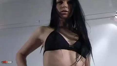 Young Christina Bella fucks Antonio Ross