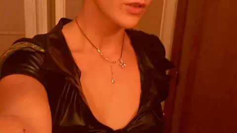 Selfies pictures of teen Leyre Blue 